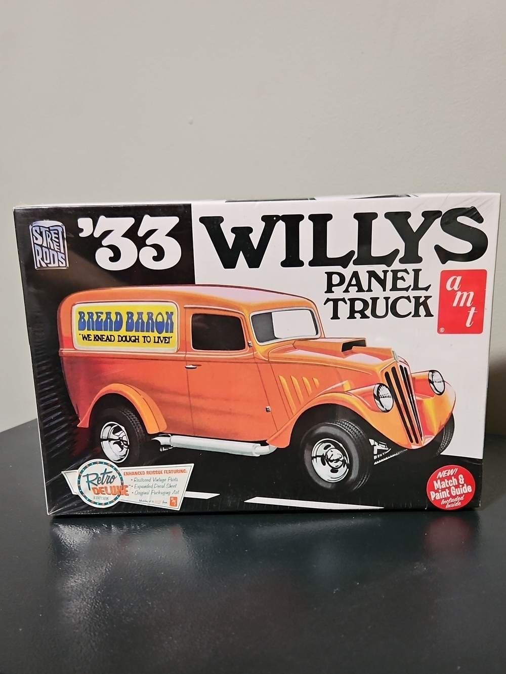 '33 Willys Panel Truck Plastic Model Kit By Amt